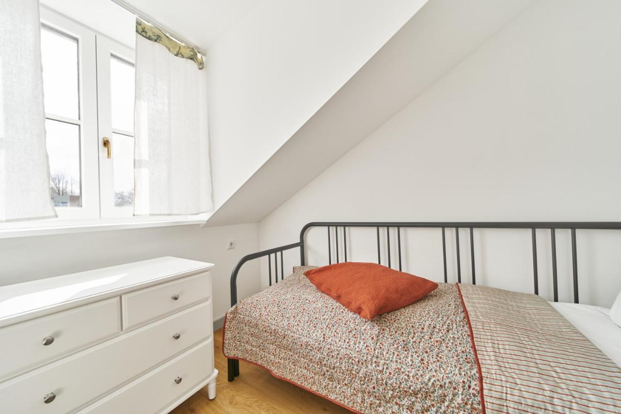 Modern Two-Bedroom Apartment, Vilnius City Centre Luaran gambar